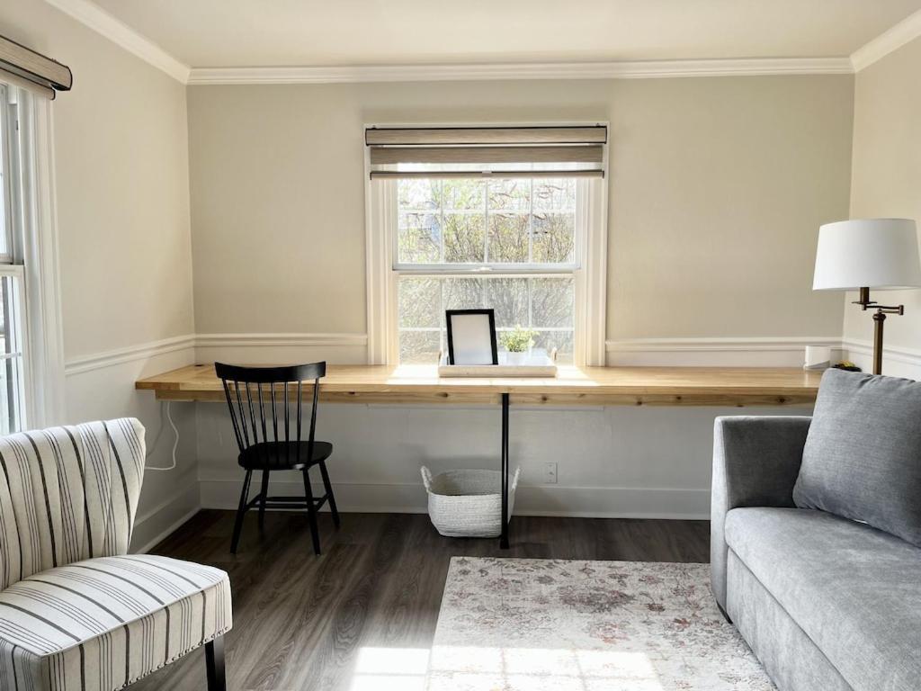 Modern 2 Bedroom Farmhouse Cottage With Hot Tub In Snohomish Eksteriør billede