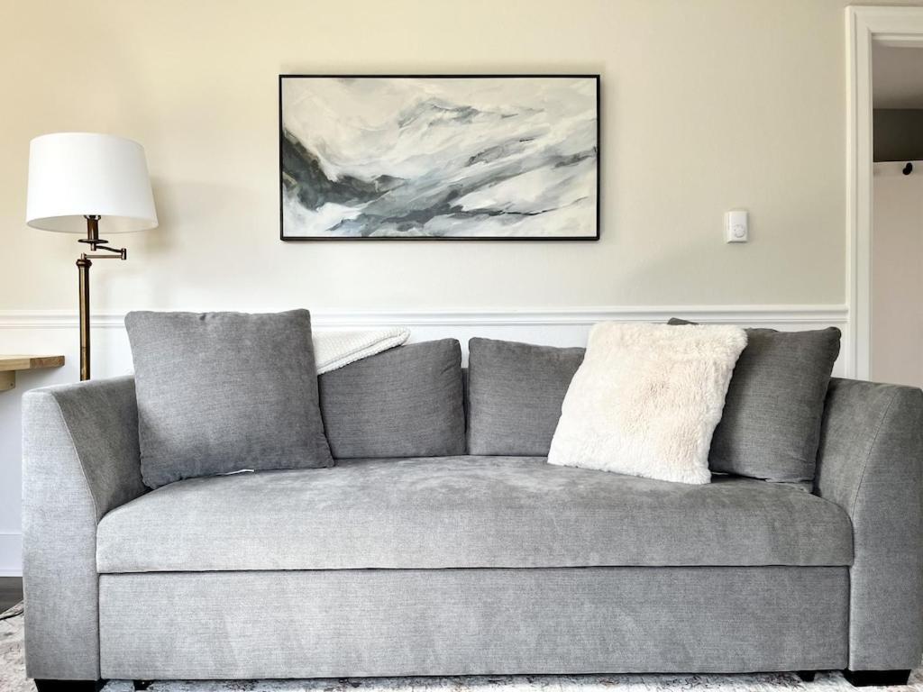 Modern 2 Bedroom Farmhouse Cottage With Hot Tub In Snohomish Eksteriør billede