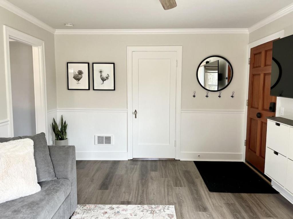 Modern 2 Bedroom Farmhouse Cottage With Hot Tub In Snohomish Eksteriør billede
